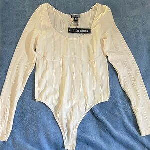 Steve Madden Ivory Textured Long Sleeve Bodysuit Size M